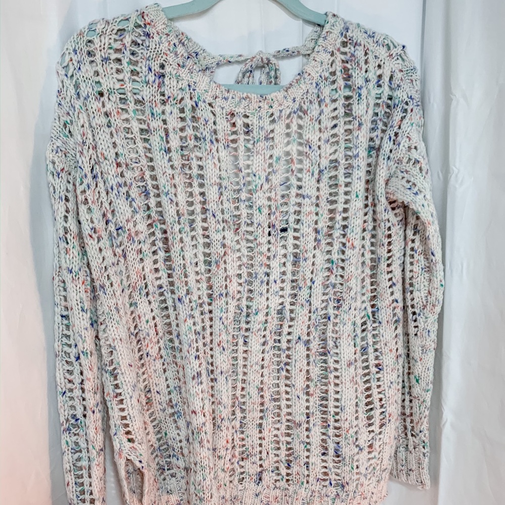 5/$40 SALE Open back sweater. AE